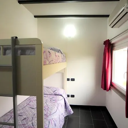 Windsurf Aparthotel Domaso