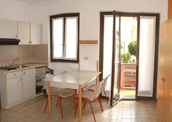 Windsurf Aparthotel 3*